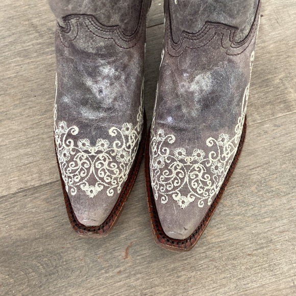 CORRAL vintage BONE EMBROIDERY COWGIRL BOOTS - SNIP TOE, size 6.5 - Picture 3 of 6